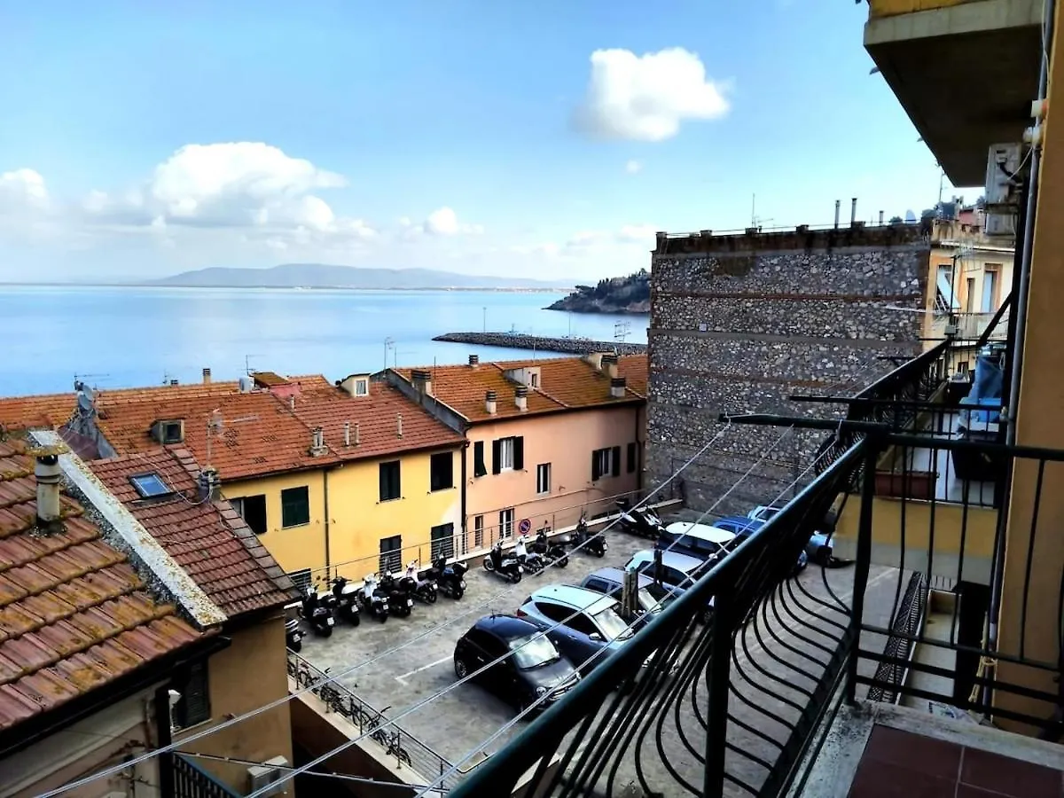 Bilocale In Centro Con Vista Mare Apartment Porto Santo Stefano  Italy